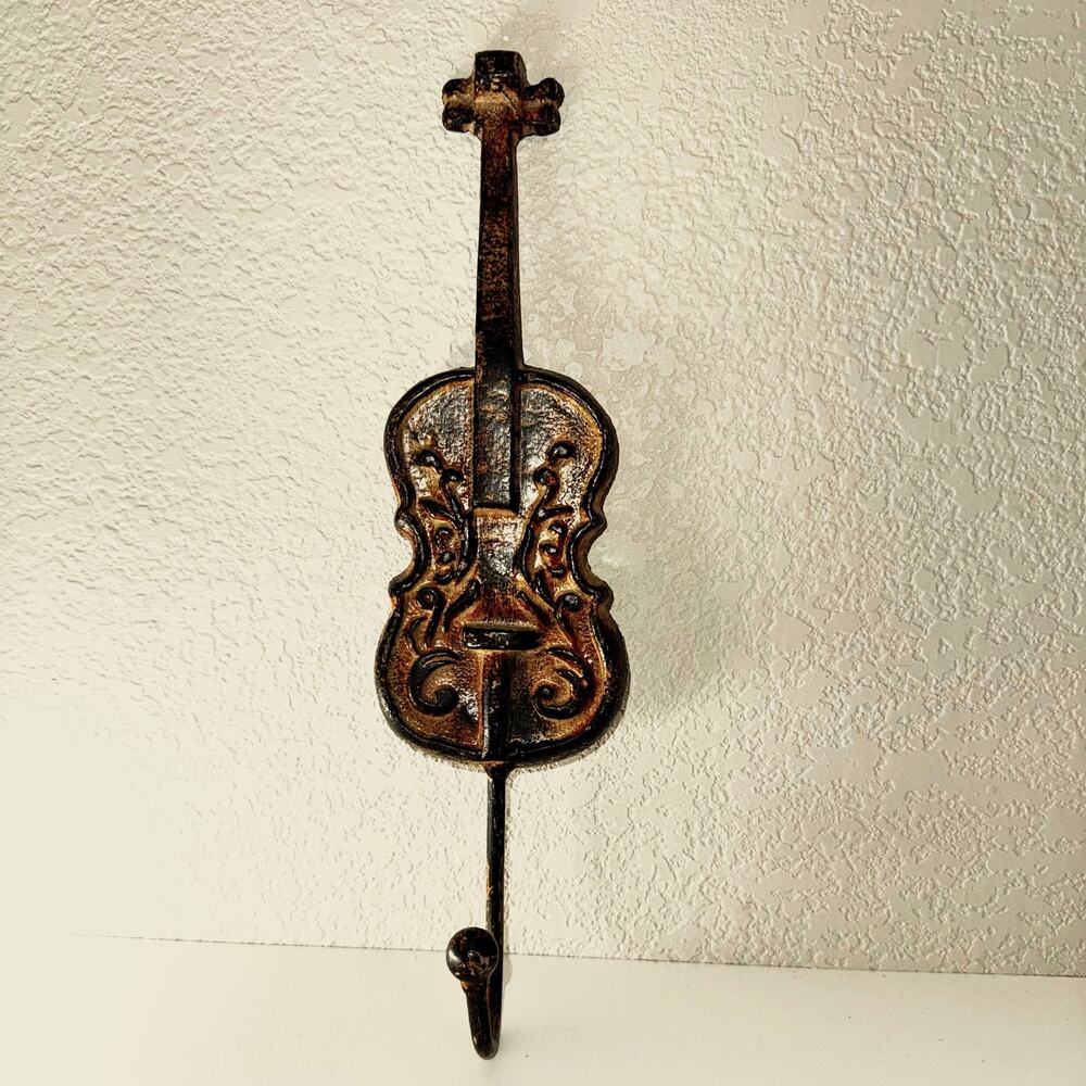 Vintage Cast Iron Violin Wall Hook – Rustic Bronze Patina – Music Room Decor
